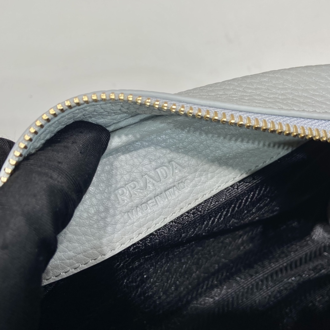 Prada_1BH187_Crossbody_H
